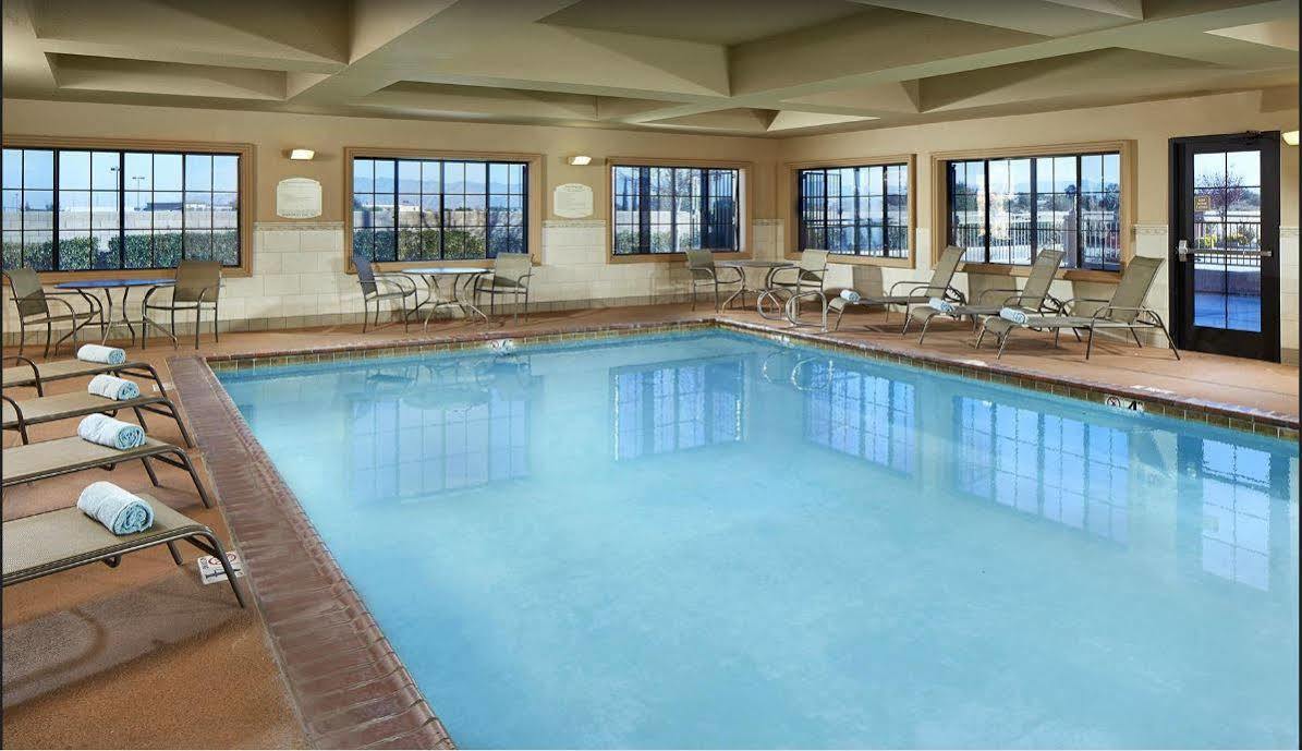 Best Western Hesperia-Victorville Suites Εξωτερικό φωτογραφία