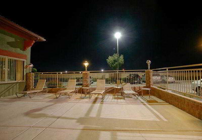 Best Western Hesperia-Victorville Suites Εξωτερικό φωτογραφία